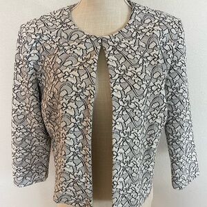 Philosophy 3/4 sleeve suit jacket